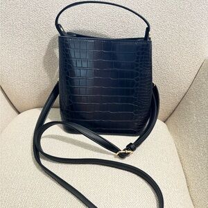 AOTA ELENA Black Croc-Embossed Vegan Bucket Bag